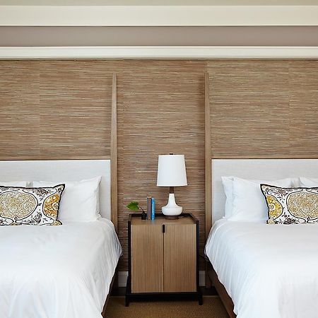 The Island House Hotel Насау Екстериор снимка