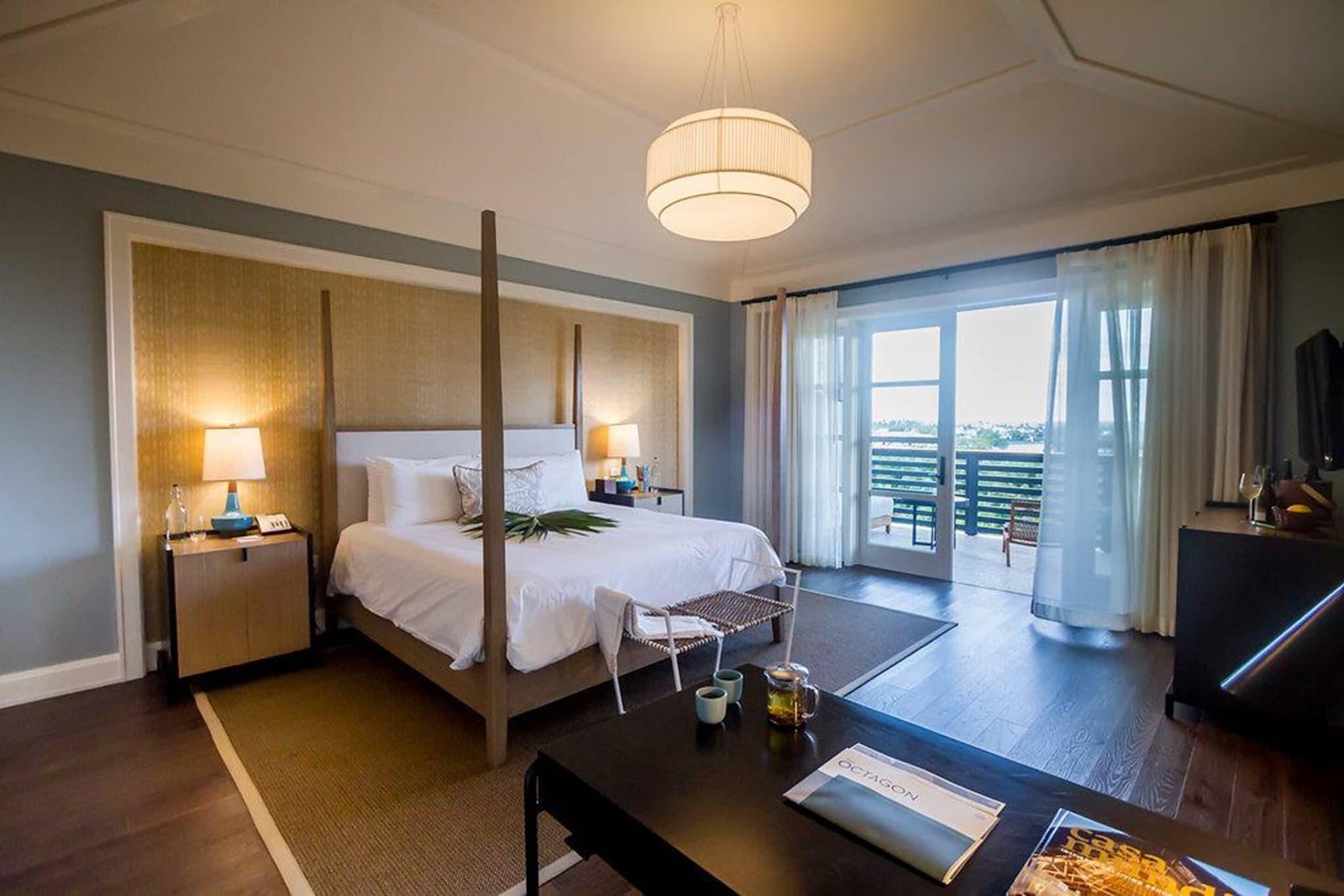 The Island House Hotel Насау Екстериор снимка