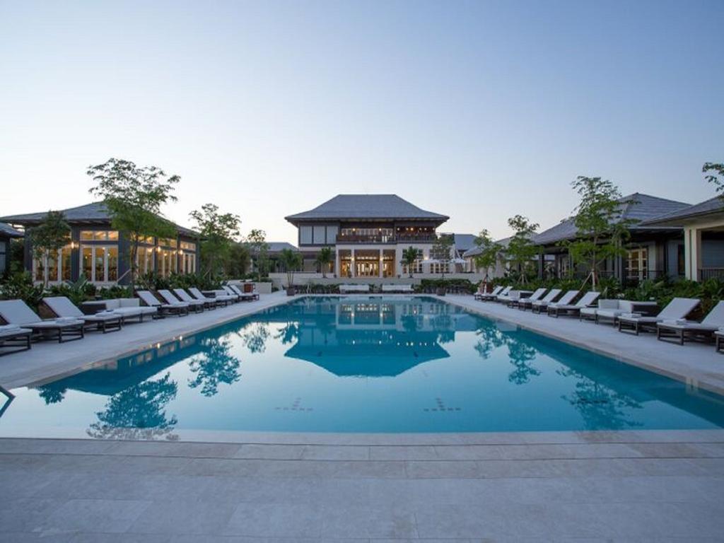 The Island House Hotel Насау Екстериор снимка